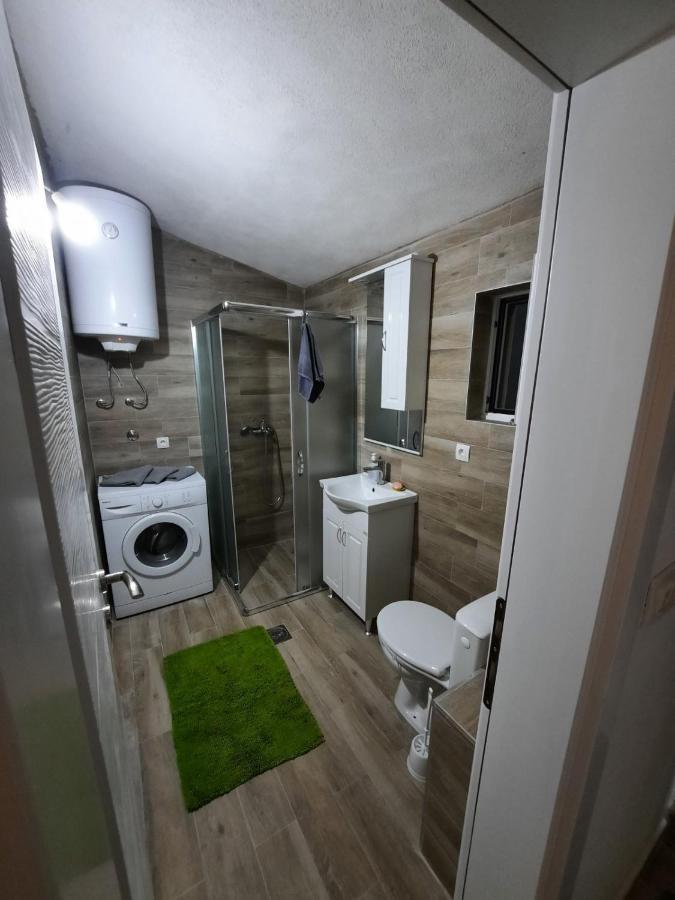 Apartmani Emma Kotor Exterior photo