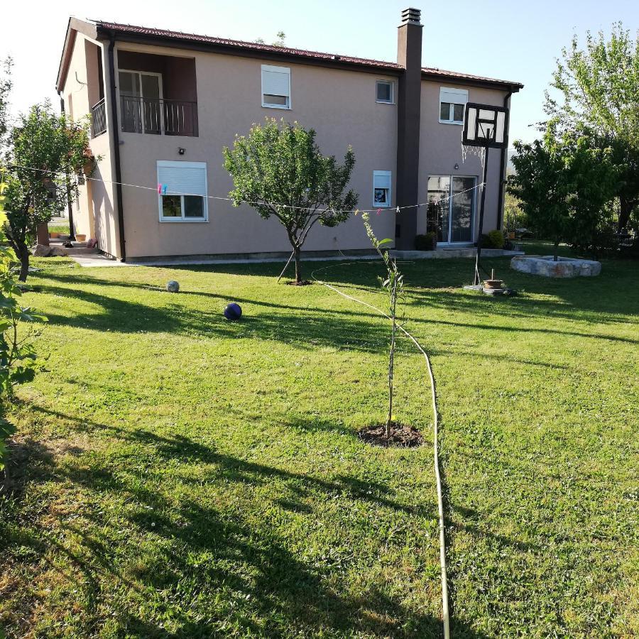 Apartmani Emma Kotor Exterior photo