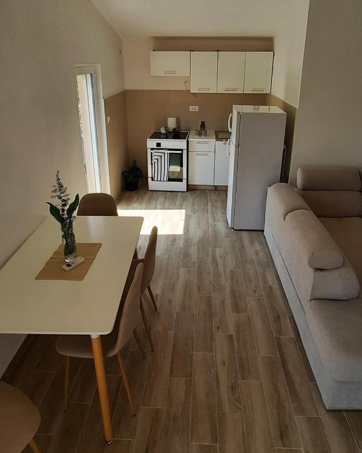 Apartmani Emma Kotor Exterior photo