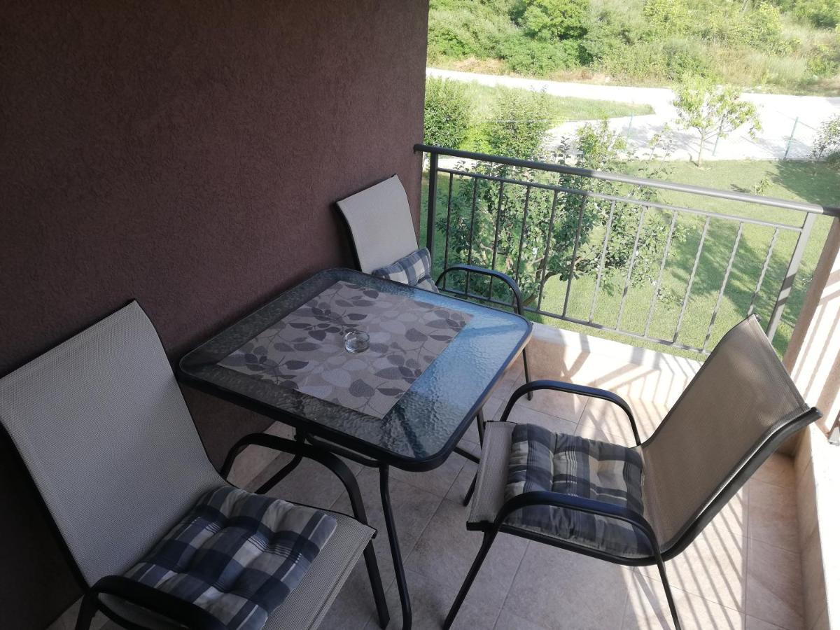 Apartmani Emma Kotor Exterior photo